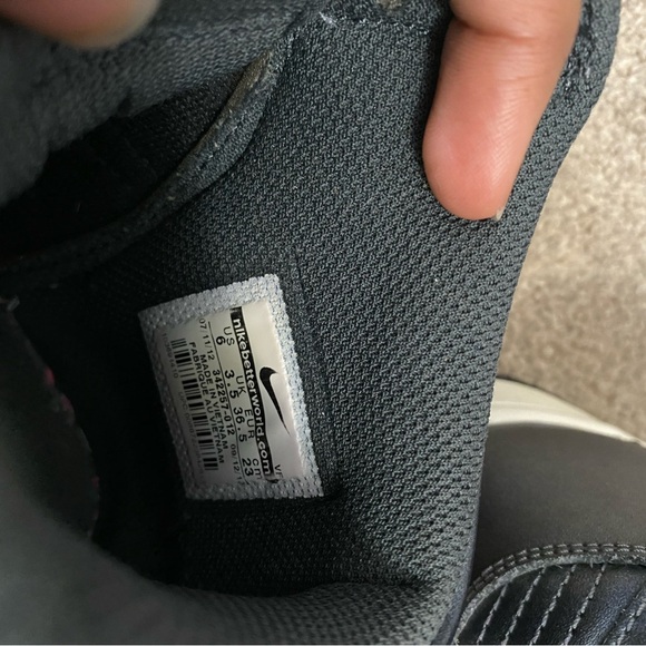 Dark metallic nike high dunks. Size 6 but fits like a 6.5-7 women - Picture 3 of 5